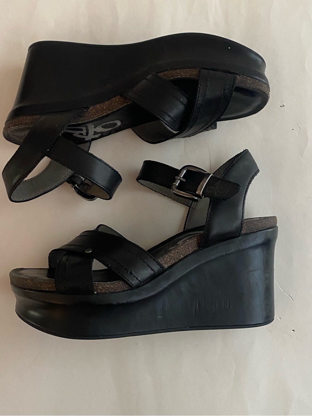 OTBT Platform Wedge Sandals in Black